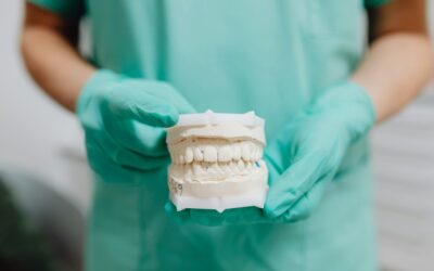 Benefits of Partnering With a Dental Lab